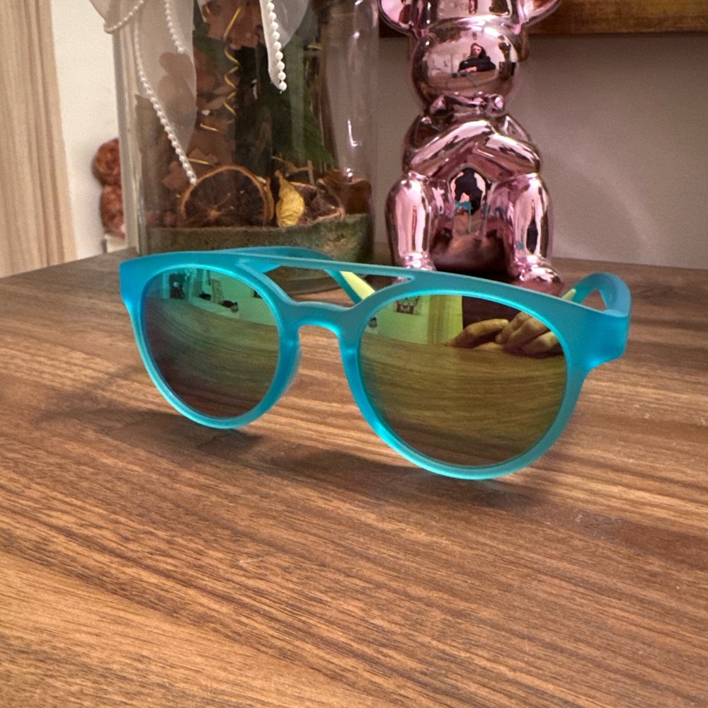 Goodr unisex Blue Sunglasses NWOT